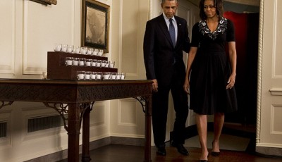 Obama-paid-tribute-to-victims-newtown-whatisusa.info
